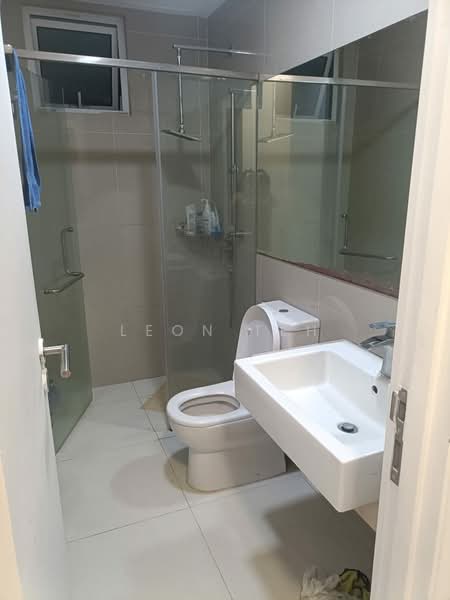 Kondominium untuk Dijual di Scenaria @ North Kiara Hills - Leon Teh - Bathroom - PropertyGuru.com.my