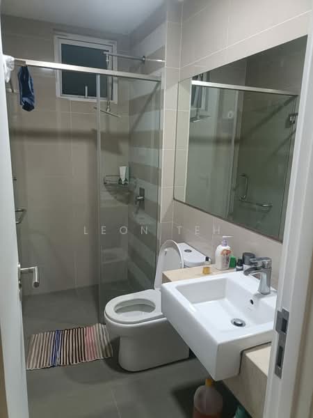 Kondominium untuk Dijual di Scenaria @ North Kiara Hills - Leon Teh - Bathroom - PropertyGuru.com.my