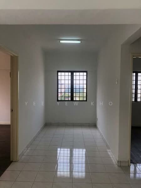 Apartment for Rent at Anjung Hijau (Greenfields) - Yee Yew Kho - Interior - PropertyGuru.com.my