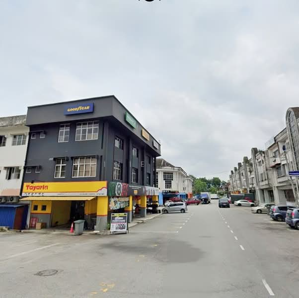 Shop for Sale in Taman Putri Kulai (Kulai) - Weinie Chon - Exterior - PropertyGuru.com.my