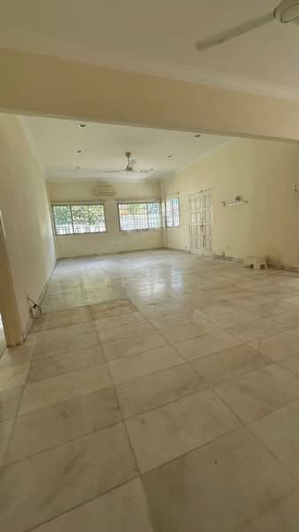 Bungalow for Sale in Pearl Hill (Tanjung Bungah) - Lilly . - Living Room - PropertyGuru.com.my