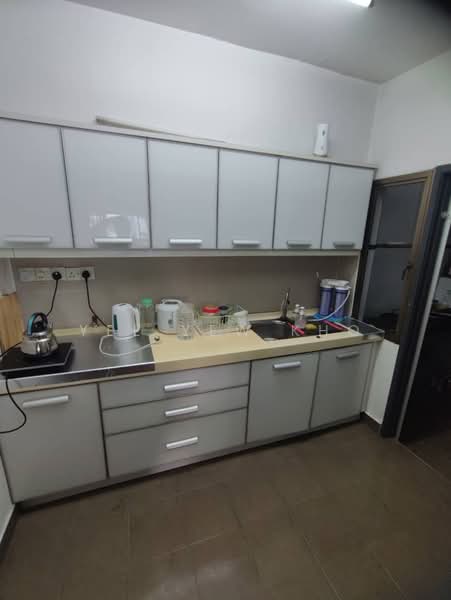 Apartment for Rent at Anjung Hijau (Greenfields) - Yee Yew Kho - Kitchen - PropertyGuru.com.my
