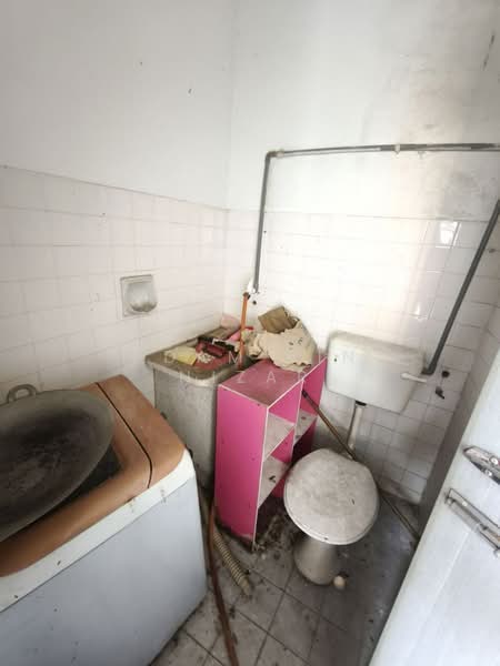 2-storey Terraced House for Sale in Klang (Selangor) - Adam Bin Nizar - PropertyGuru.com.my