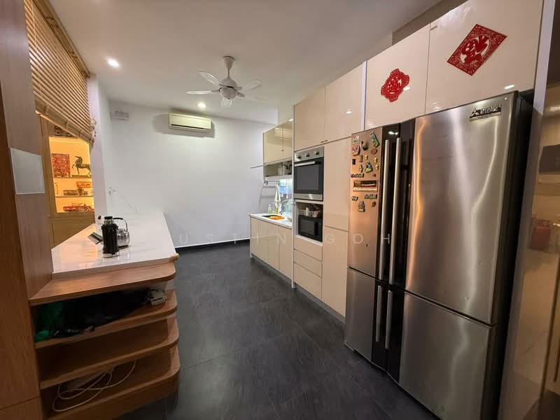 Terraced House for Sale in Bandar Kinrara Seksyen 1 (Bandar Kinrara) - Austin Goh - Kitchen - PropertyGuru.com.my