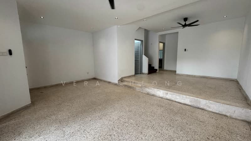 2-storey Terraced House for Sale in Taman Perling (Perling) - Vera Cheong - Living Room - PropertyGuru.com.my