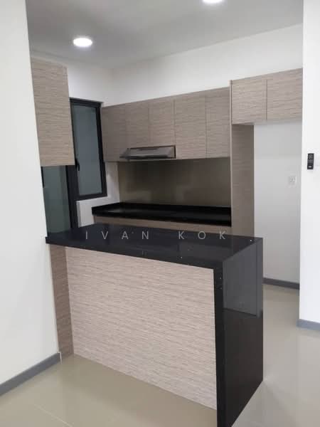 Servis Apartment untuk Dijual di United Point (Residensi Berpadu) - Ivan Kok - Kitchen - PropertyGuru.com.my