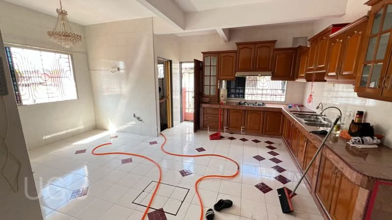 Rumah Teres 2 Tingkat untuk Dijual di Klang (Selangor) - Tom Lee - Kitchen - PropertyGuru.com.my