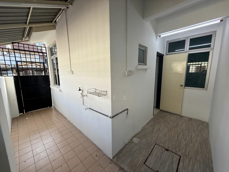 2-storey Terraced House for Sale in Taman Kempas Indah (Tebrau) - Agnes . - Exterior - PropertyGuru.com.my