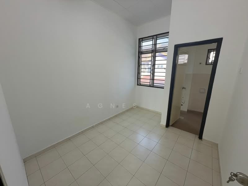 2-storey Terraced House for Sale in Taman Kempas Indah (Tebrau) - Agnes . - PropertyGuru.com.my