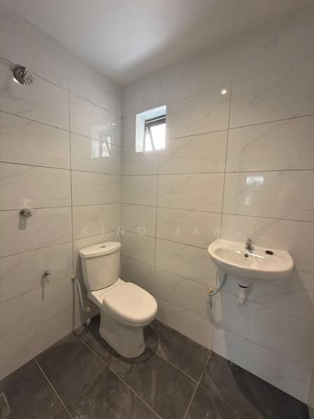 Rumah Teres 2 Tingkat untuk Dijual di Bandar Baru Permas Jaya (Permas Jaya) - Kino Jaw - Bathroom - PropertyGuru.com.my