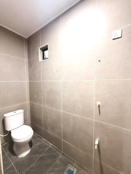 Rumah Teres 2 Tingkat untuk Dijual di Bandar Baru Permas Jaya (Permas Jaya) - Kino Jaw - Bathroom - PropertyGuru.com.my