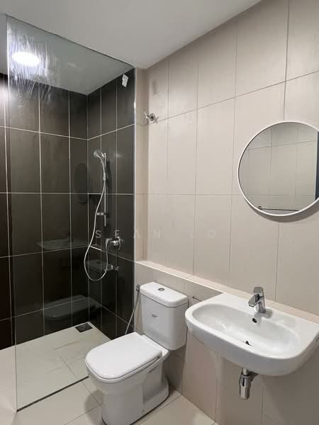 Kondominium untuk Disewa di One Cochrane Residence - Sean Lo - Bathroom - PropertyGuru.com.my