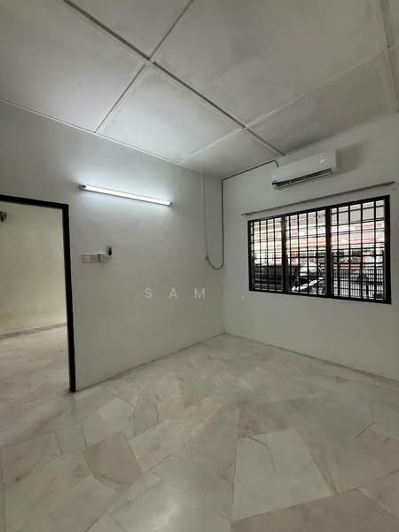 Rumah Teres 1 Tingkat untuk Disewa di Menglembu (Perak) - Sam . - Interior - PropertyGuru.com.my