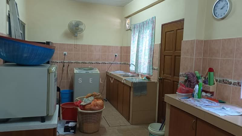 Rumah Teres 2 Tingkat untuk Dijual di Taman Sri Jelok (Kajang) - Selvam . - Kitchen - PropertyGuru.com.my