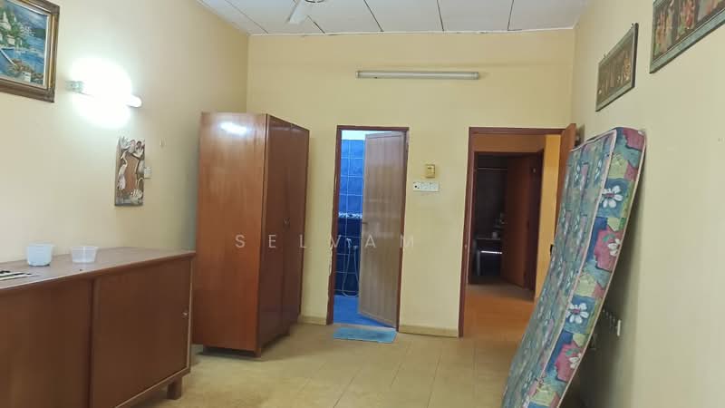 Rumah Teres 2 Tingkat untuk Dijual di Taman Sri Jelok (Kajang) - Selvam . - Interior - PropertyGuru.com.my