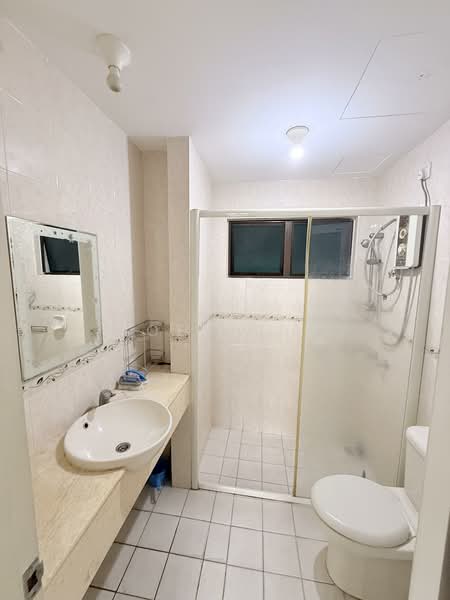 Condominium for Rent at Pelangi Utama - Joey Tan - Bathroom - PropertyGuru.com.my