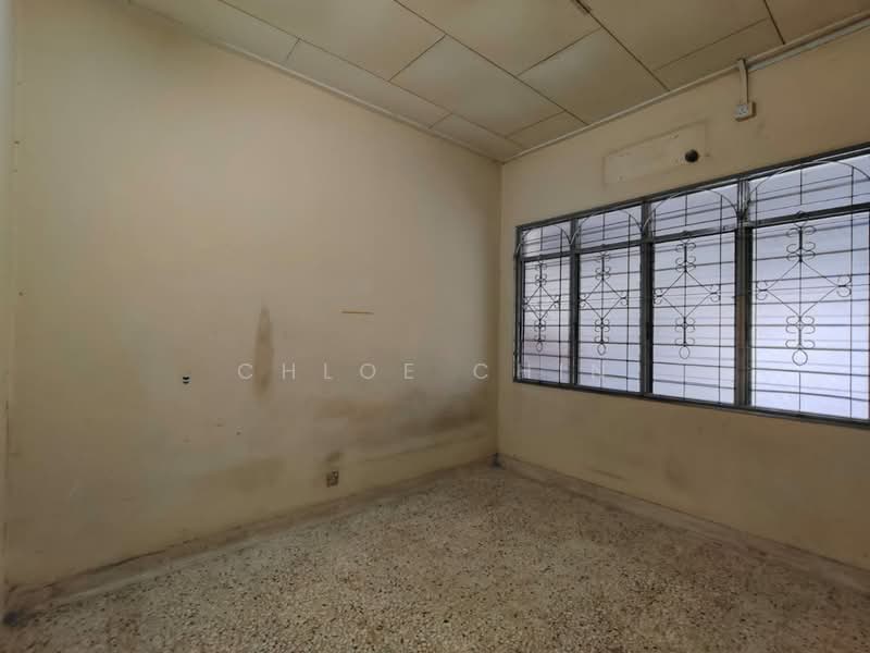 1-storey Terraced House for Sale in Taman Pelangi (Johor Bahru) - Chloe Chin - Interior - PropertyGuru.com.my