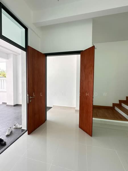 3-storey Terraced House for Sale in Taman Connaught (Cheras) - William Chow - Entrance - PropertyGuru.com.my
