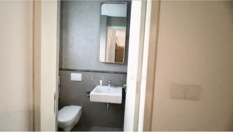Servis Apartment untuk Disewa di Lucentia Residences - Rex Tan - Bathroom - PropertyGuru.com.my