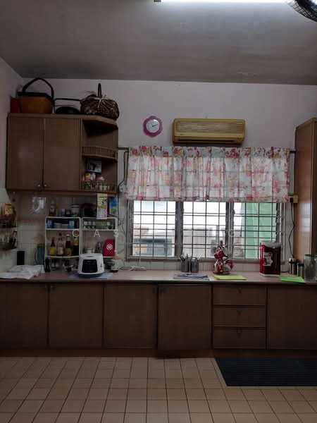 Rumah Teres untuk Dijual di Usj 4 (Subang Jaya) - Casey Ong - Kitchen - PropertyGuru.com.my