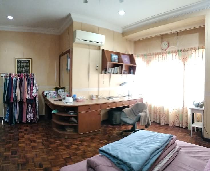 Rumah Teres untuk Dijual di Usj 4 (Subang Jaya) - Casey Ong - Bedroom - PropertyGuru.com.my