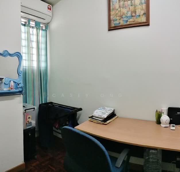 Rumah Teres untuk Dijual di Usj 4 (Subang Jaya) - Casey Ong - Study - PropertyGuru.com.my
