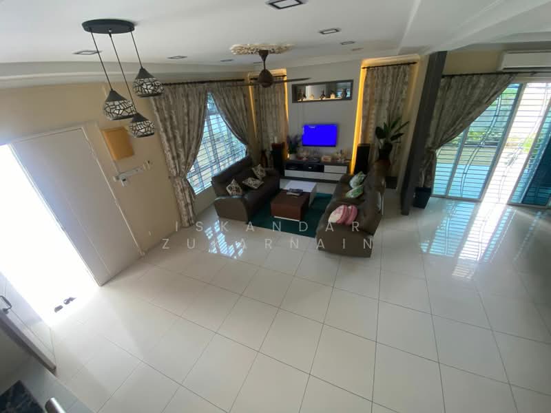 Bungalow for Sale in Taman Jasin Height (Jasin) - Iskandar Zukarnain - Living Room - PropertyGuru.com.my