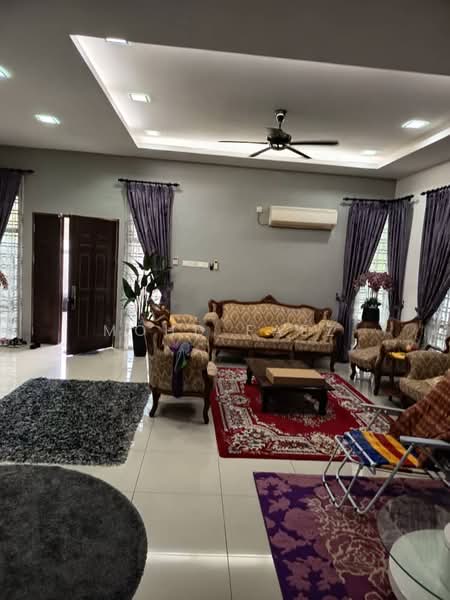 Rumah Berkembar untuk Dijual di Johor Bahru (Johor) - Mohd Faez - Living Room - PropertyGuru.com.my
