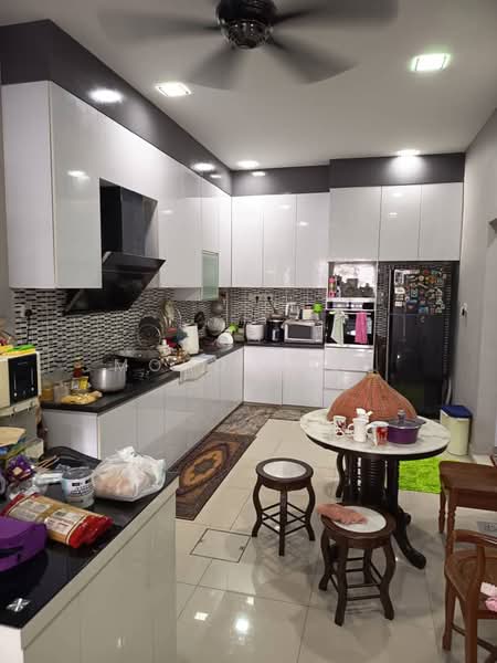 Rumah Berkembar untuk Dijual di Johor Bahru (Johor) - Mohd Faez - Kitchen - PropertyGuru.com.my