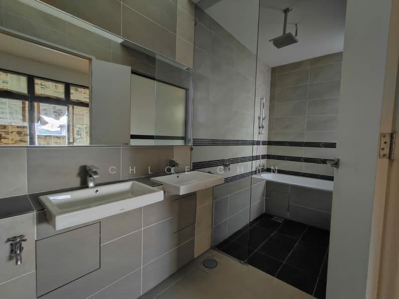 Cluster House for Sale in Eco Botanic (Iskandar Puteri (Nusajaya)) - Chloe Chin - Bathroom - PropertyGuru.com.my