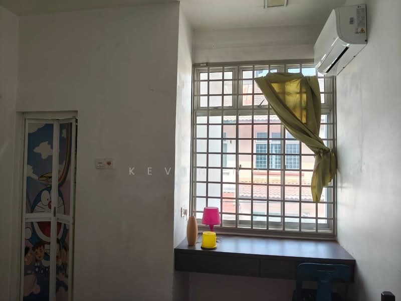 2.5-storey Terraced House for Sale in Taman Bukit Jaya (Ulu Tiram) - Kevin Ho - Study - PropertyGuru.com.my