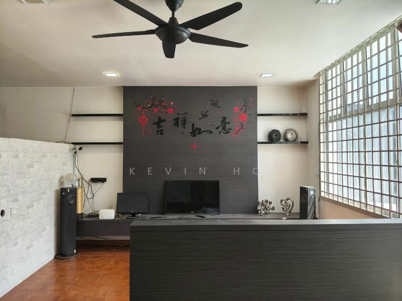 2.5-storey Terraced House for Sale in Taman Bukit Jaya (Ulu Tiram) - Kevin Ho - Living Room - PropertyGuru.com.my