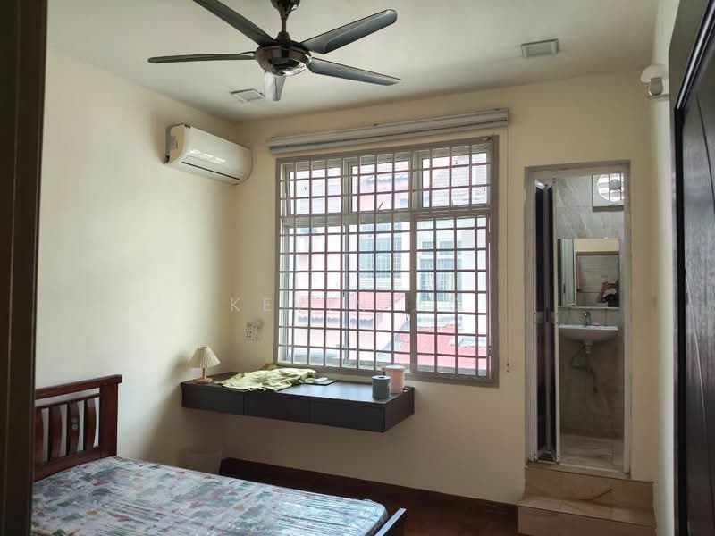 2.5-storey Terraced House for Sale in Taman Bukit Jaya (Ulu Tiram) - Kevin Ho - PropertyGuru.com.my
