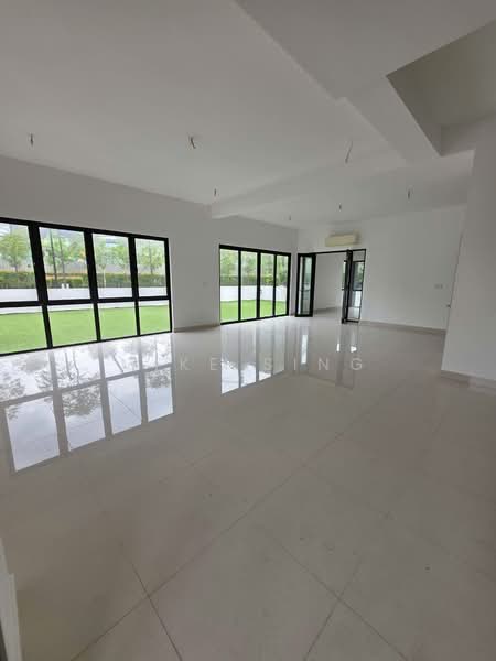 Rumah Berkembar untuk Dijual di Kota Kemuning (Shah Alam) - Mike Sing - Living Room - PropertyGuru.com.my