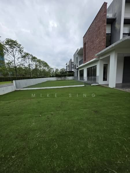 Rumah Berkembar untuk Dijual di Kota Kemuning (Shah Alam) - Mike Sing - Exterior - PropertyGuru.com.my