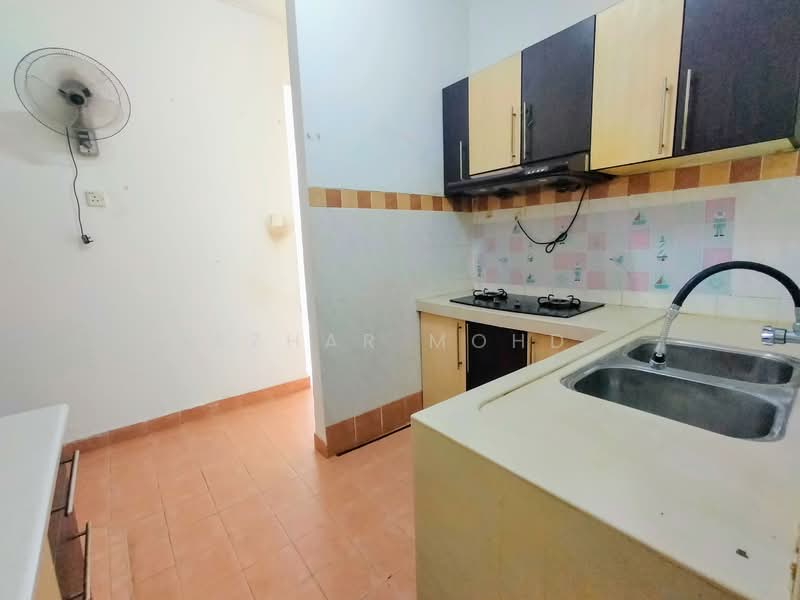 Kondominium untuk Dijual di Vista Amani - Azhar Mohd - Kitchen - PropertyGuru.com.my