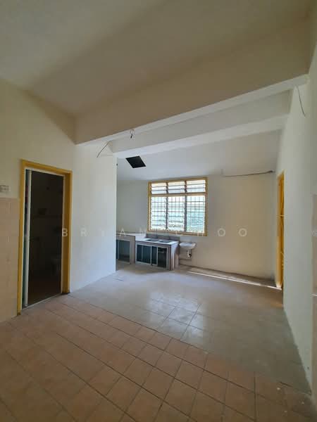 2.5-storey Terraced House for Sale in Bandar Puteri Puchong (Puchong) - Bryan Choo - Kitchen - PropertyGuru.com.my