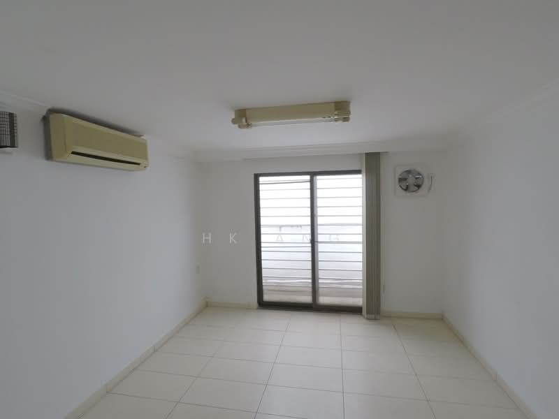 Shop / Office for Rent in Taman Green Lane (Jelutong) - HK Ang - Interior - PropertyGuru.com.my