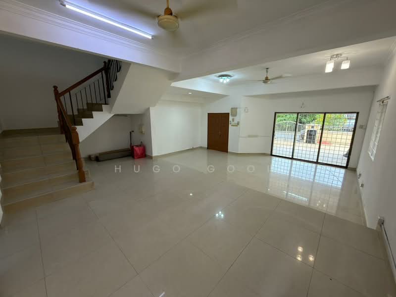 2-storey Terraced House for Rent in Taman Bukit Cheras (Cheras) - Hugo Gooi - Living Room - PropertyGuru.com.my
