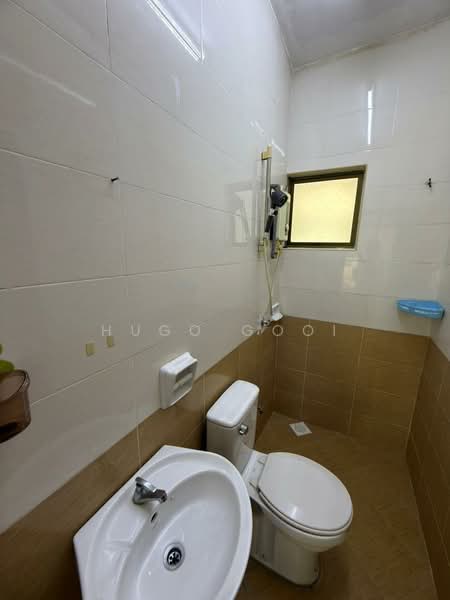 2-storey Terraced House for Rent in Taman Bukit Cheras (Cheras) - Hugo Gooi - Bathroom - PropertyGuru.com.my