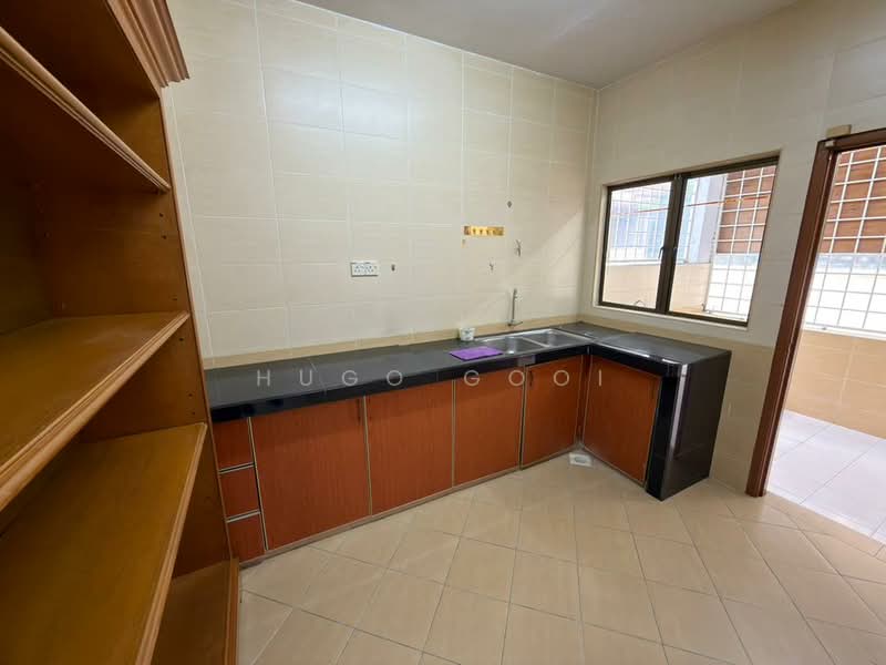 2-storey Terraced House for Rent in Taman Bukit Cheras (Cheras) - Hugo Gooi - Kitchen - PropertyGuru.com.my