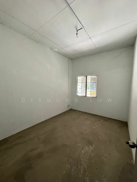 Kedai untuk Disewa di Taman Tasik Pinggiran (Sungai Besi) - Desmond Low - PropertyGuru.com.my
