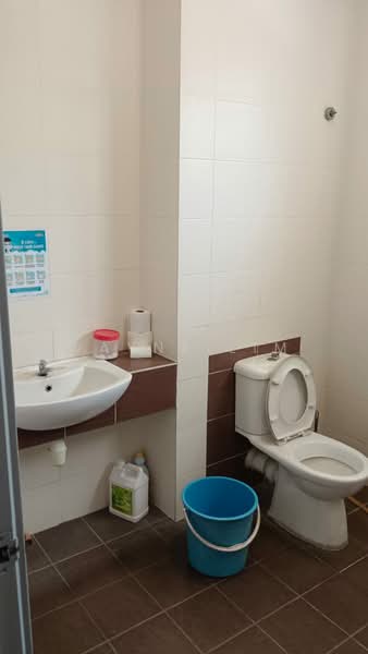 Bungalow for Rent in Bandar Teknologi Kajang (Kajang) - Wayne Lim - Bathroom - PropertyGuru.com.my