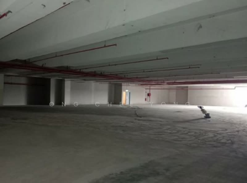 Gudang untuk Disewa di Sungai Way Free Indsutrial Zone (Petaling Jaya) - Ong Chee Yong - Car Park - PropertyGuru.com.my