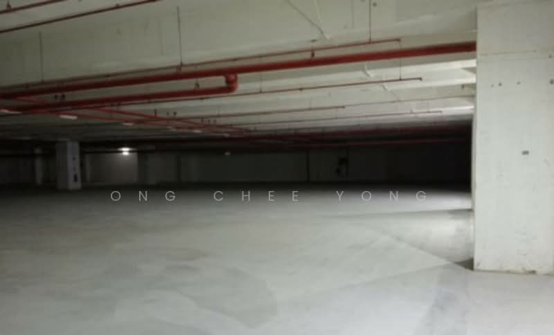 Gudang untuk Disewa di Sungai Way Free Indsutrial Zone (Petaling Jaya) - Ong Chee Yong - Car Park - PropertyGuru.com.my