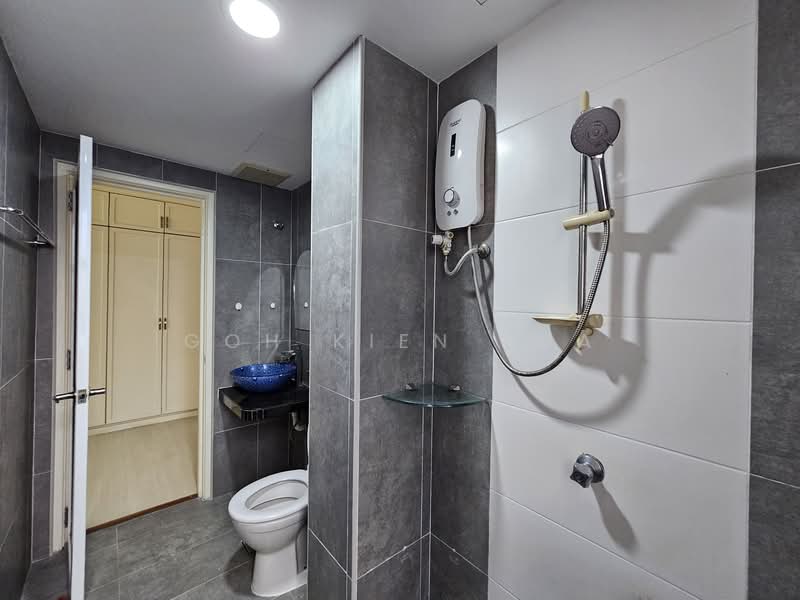 Condominium for Rent at Kelana D'Putera - Goh Kien Hua - Bathroom - PropertyGuru.com.my