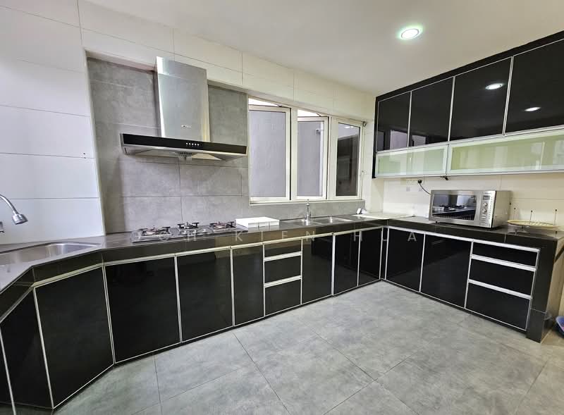 Condominium for Rent at Kelana D'Putera - Goh Kien Hua - Kitchen - PropertyGuru.com.my