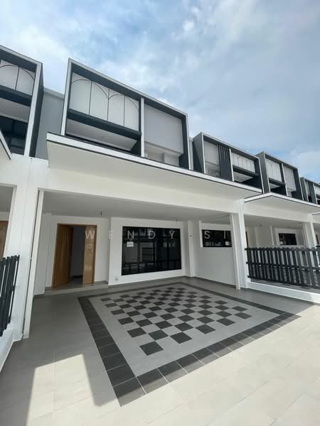2-storey Terraced House for Rent in Setia Utama (Setia Alam) - Wendy Si - Exterior - PropertyGuru.com.my
