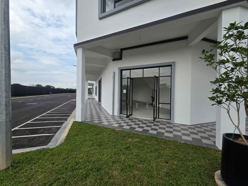 Kedai untuk Disewa di Kota Masai (Pasir Gudang) - Ryon Teh - Exterior - PropertyGuru.com.my