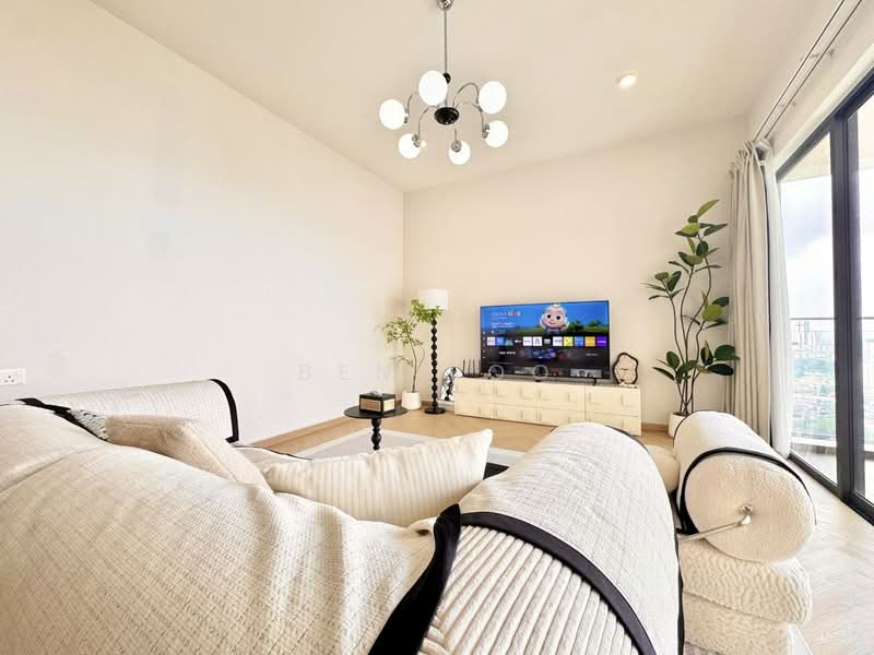 Condominium for Rent at Kings Bay @ Country Garden Danga Bay - Ben Foo - Living Room - PropertyGuru.com.my